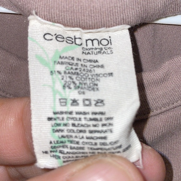 C’est Moi tshirt tan cream color size small crop shirt - Picture 5 of 6